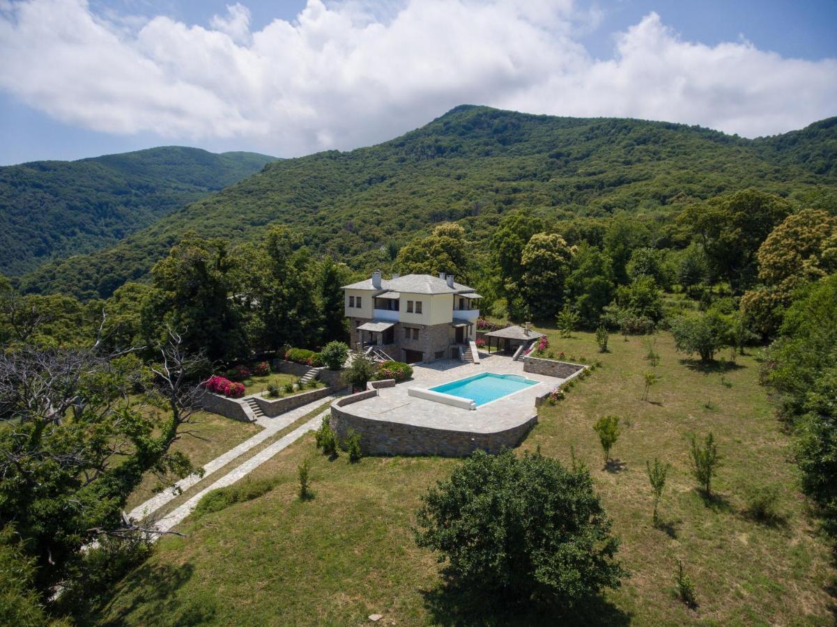 Luxury Villa With Pool In Tsagarada Bagian luar foto