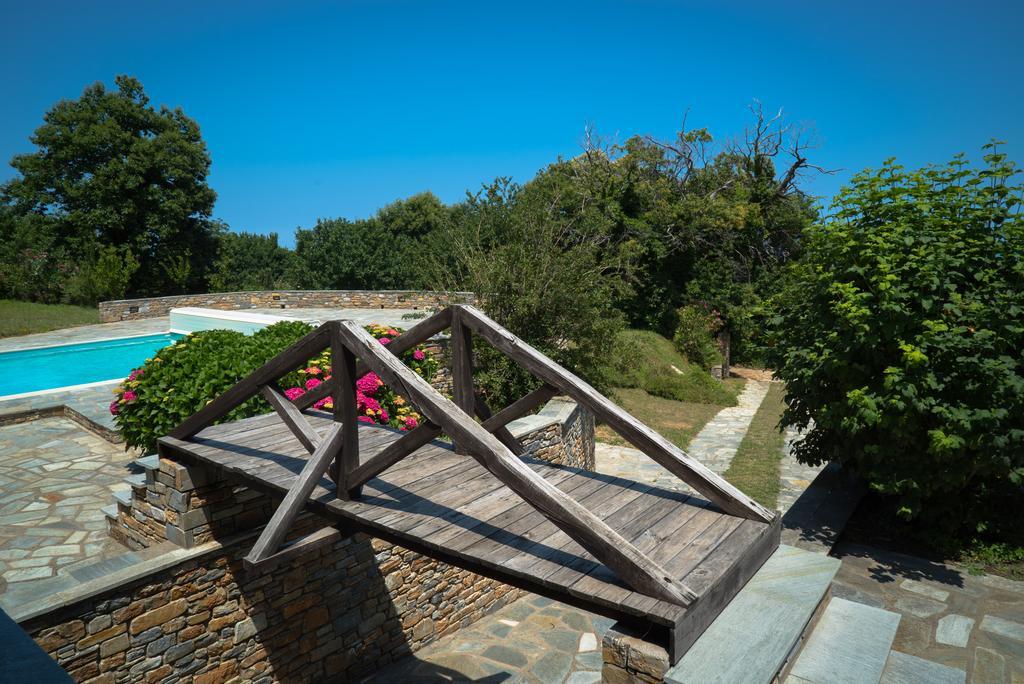 Luxury Villa With Pool In Tsagarada Bagian luar foto
